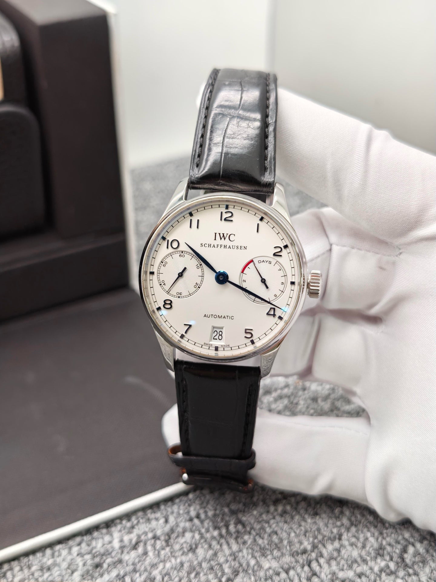 IWC Portugieser IW500107 42.3mm 2017 pre owned full set original condition