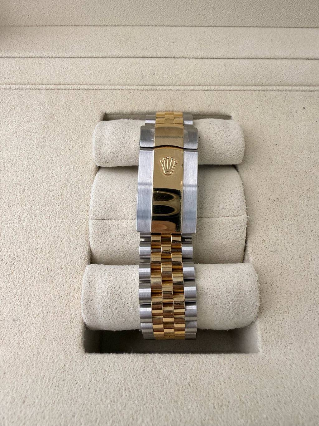 Rolex Datejust Ref. M126233-0025 automatic winding two tone oystersteel and yellow gold 36mm watch only