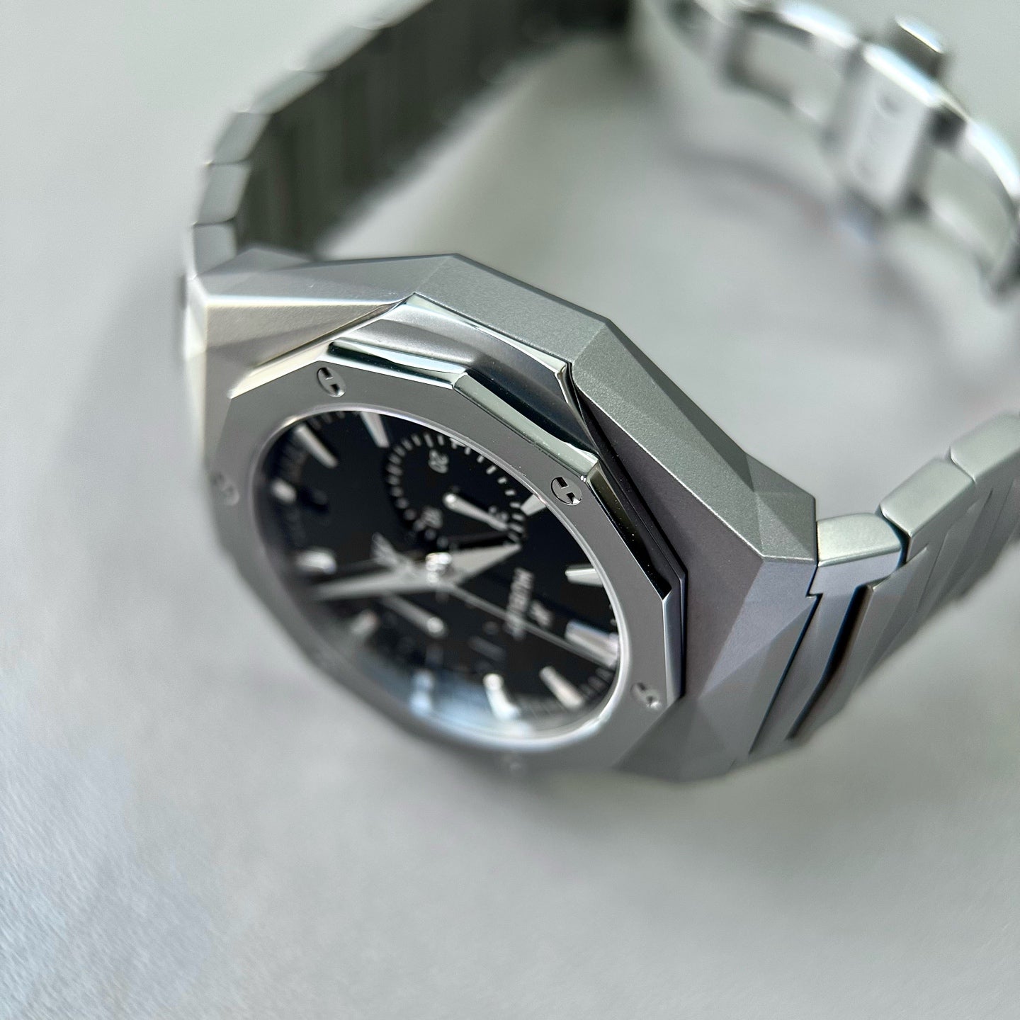 Hublot Classic Fusion 549.NI.1270.NI.ORL23 French sculptor Orinsky limited to 250 pieces 2025 full set