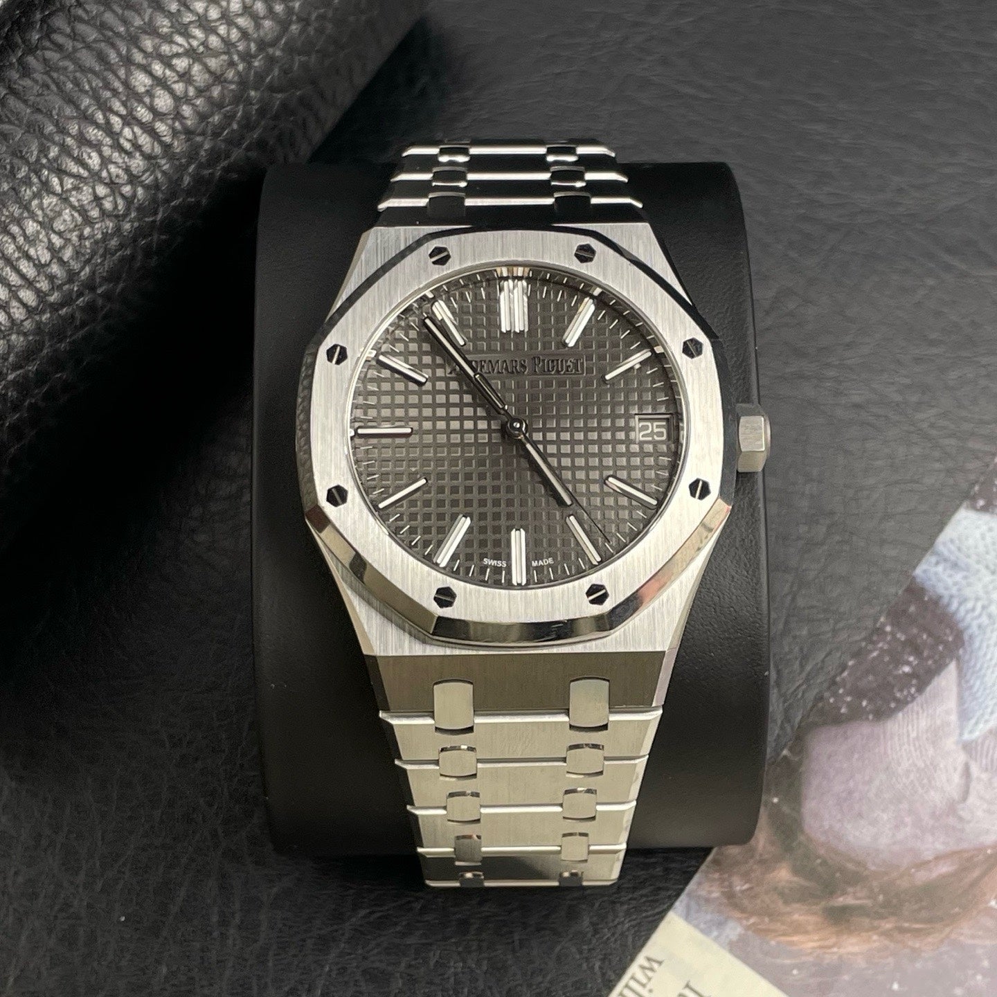 Audemars Piguet Royal Oak Ref. 15510ST.OO.1320ST.10, Grey Dial, Stainless Steel, 2023, Pre-Owned, Full Set, Full Links