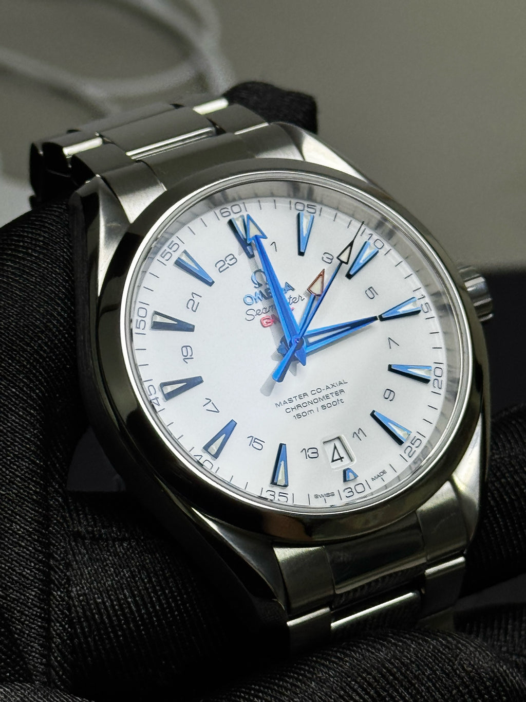Omega Seamaster 231.90.43.22.04.001 watch only