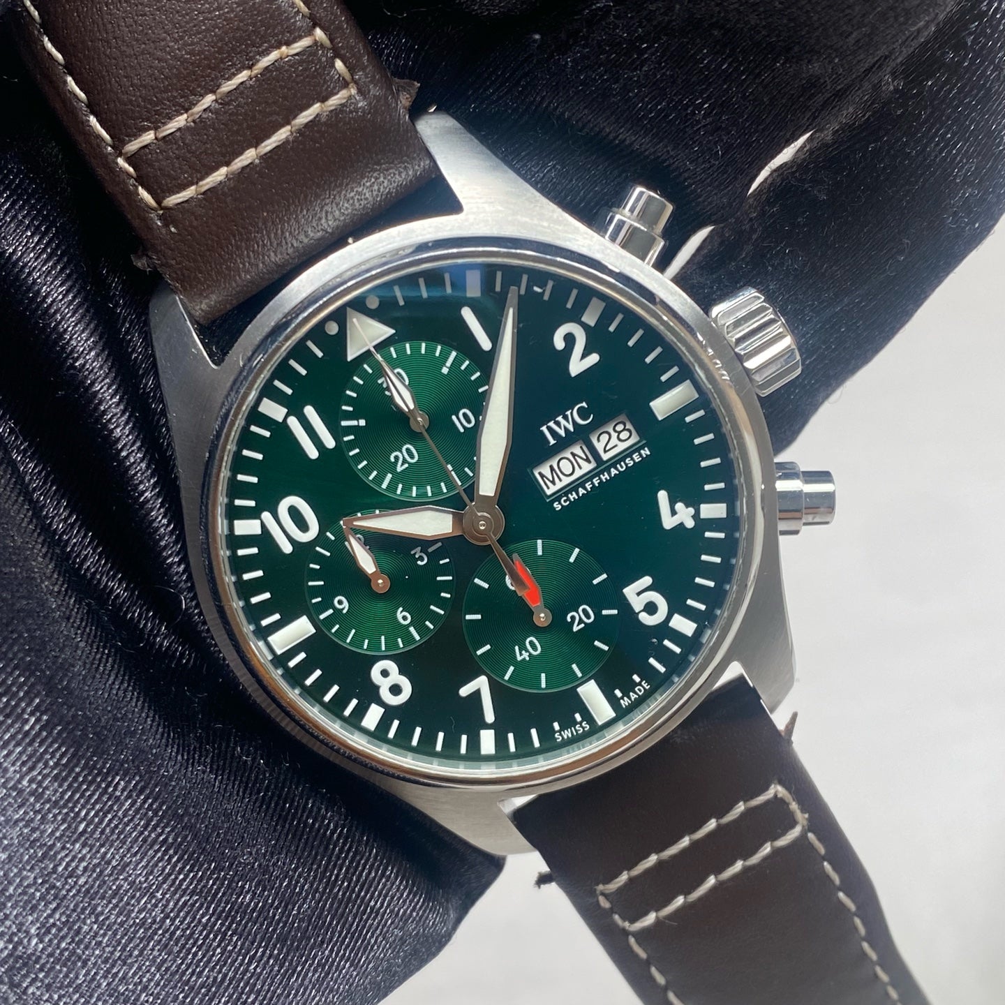 IWC Pilot’s Watch IW388103, 2024 full set