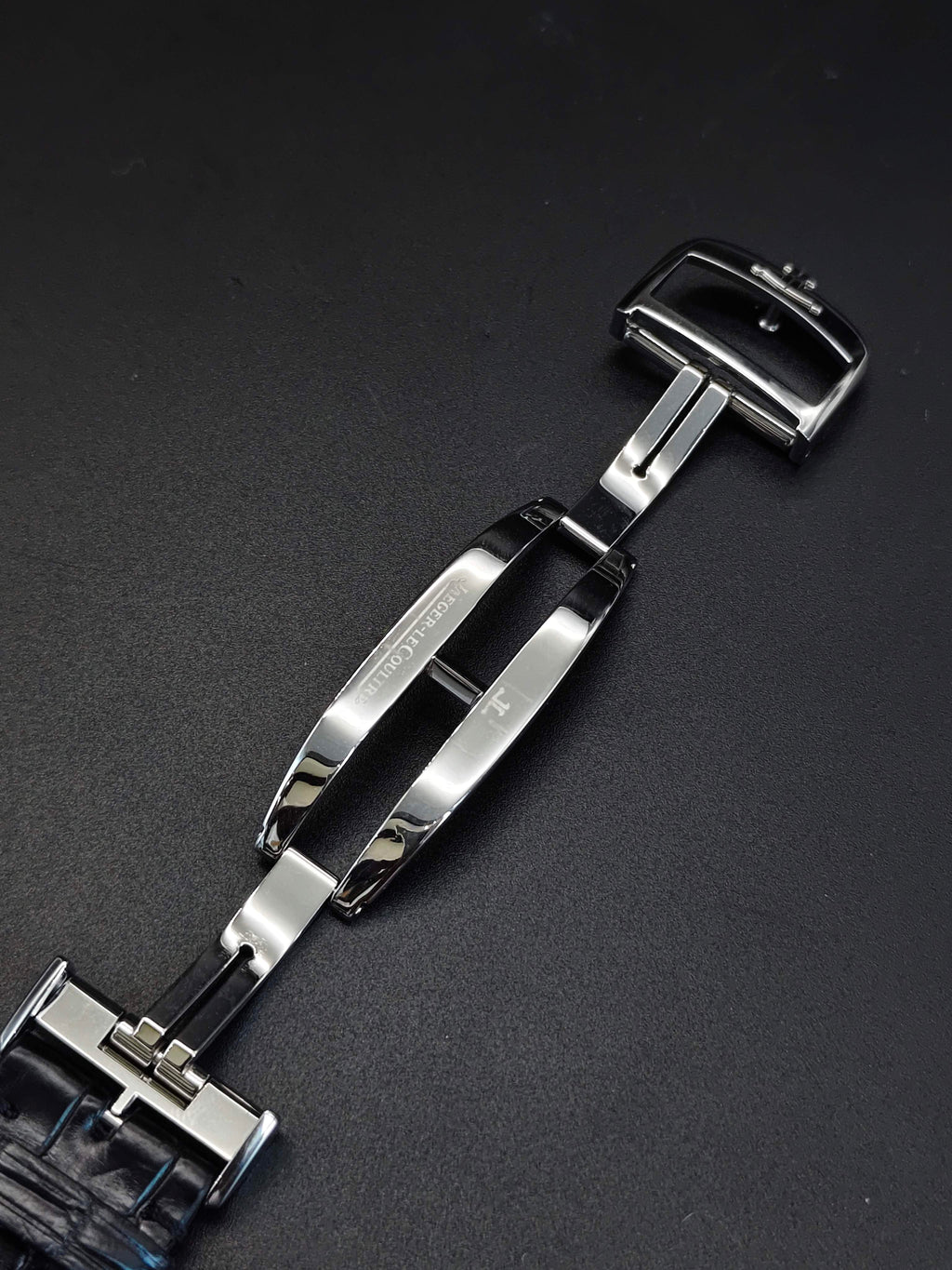 Jaeger LeCoultre Master Ultra Thin Q1368430 full set manufactured in 2022 warranty extended to 2030