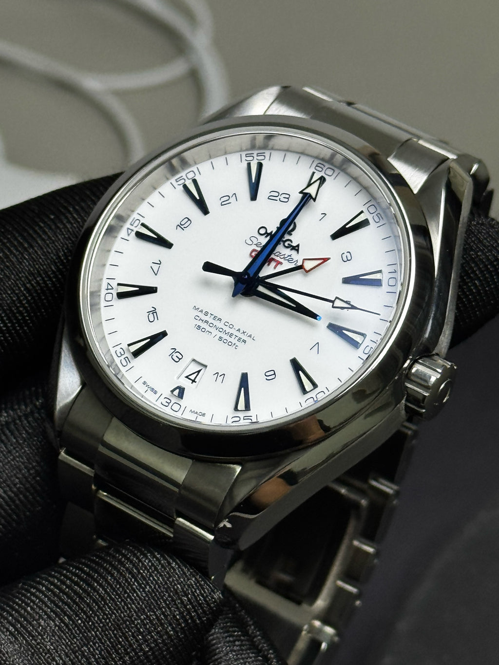 Omega Seamaster 231.90.43.22.04.001 watch only