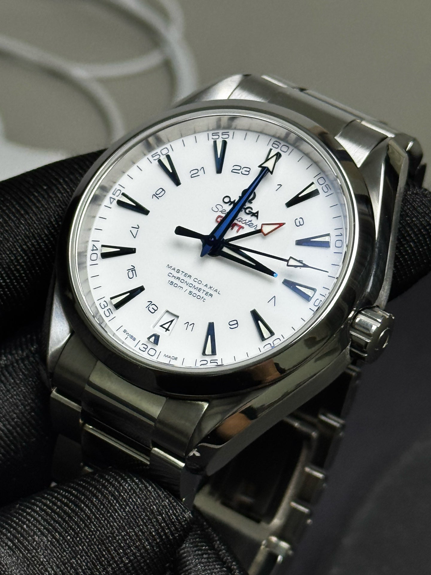 Omega Seamaster 231.90.43.22.04.001 watch only