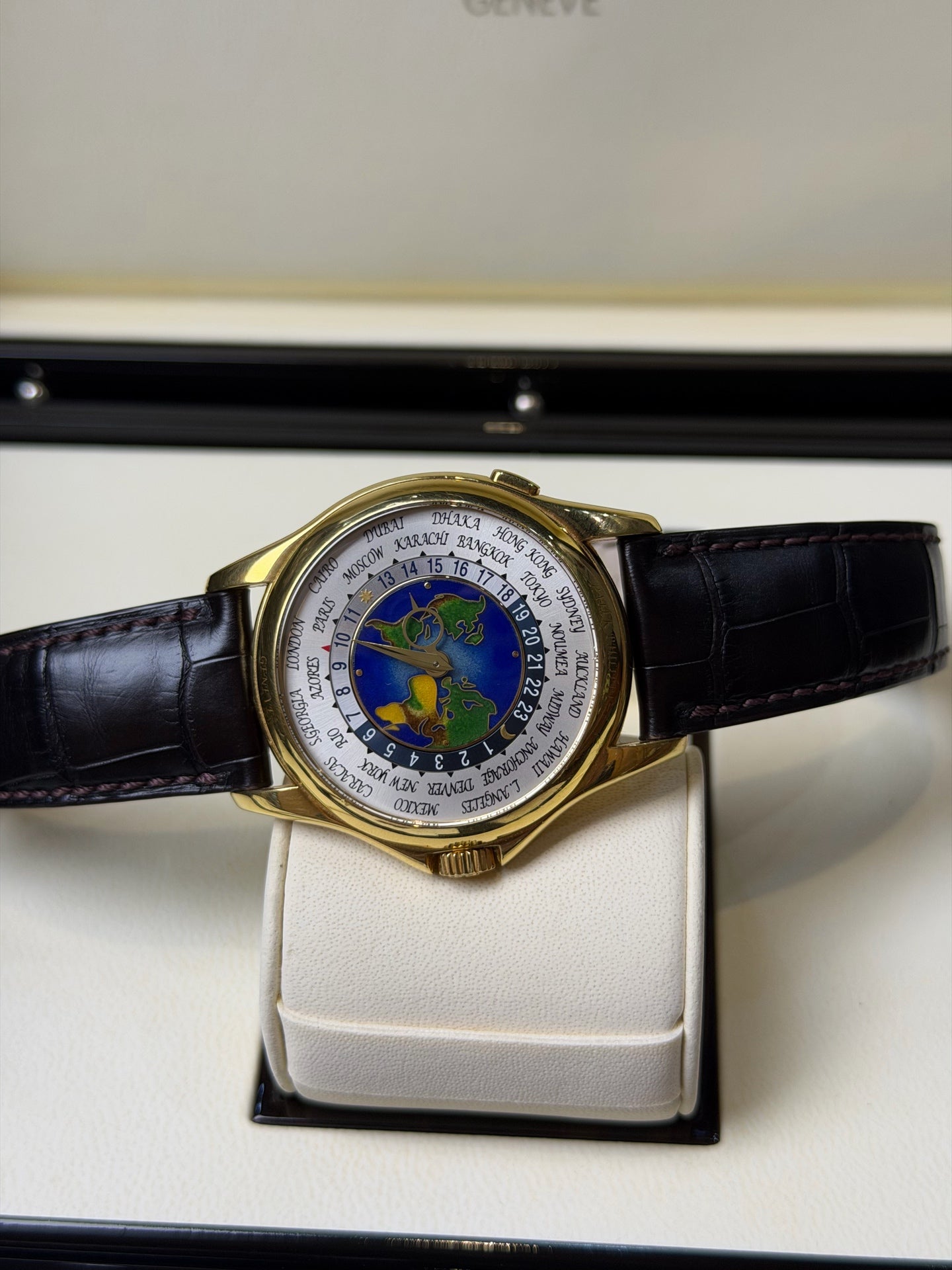 Patek Philippe Complications Ref. 5131J-001 automatic mechanical 18k yellow gold 39.5mm full set 2014