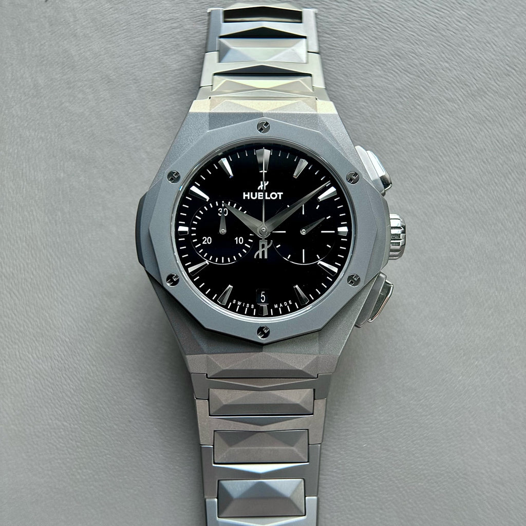 Hublot Classic Fusion 549.NI.1270.NI.ORL23 French sculptor Orinsky limited to 250 pieces 2025 full set