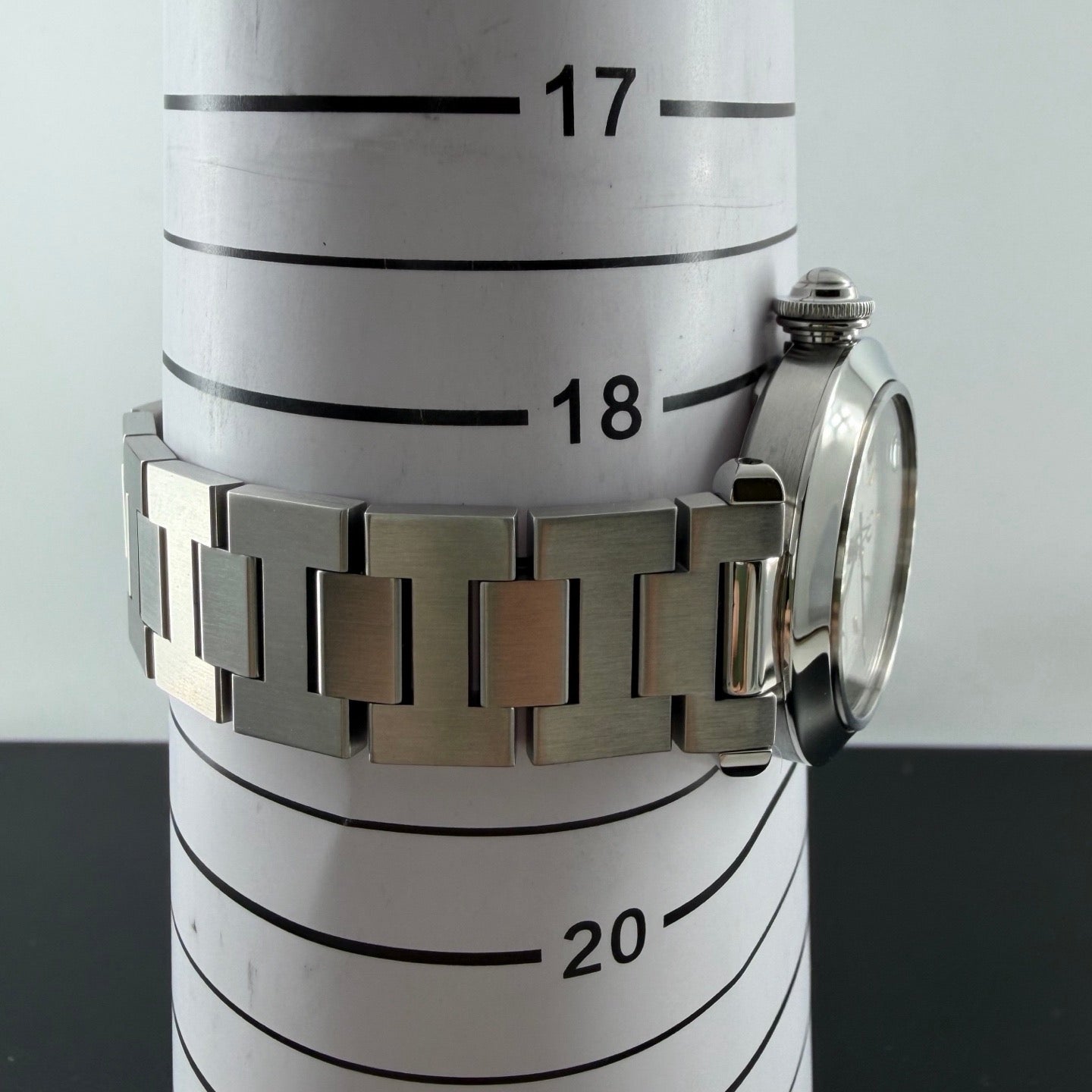 Cartier Pasha de Cartier Ref. W31015M7 automatic mechanical movement stainless steel 35mm Watch only