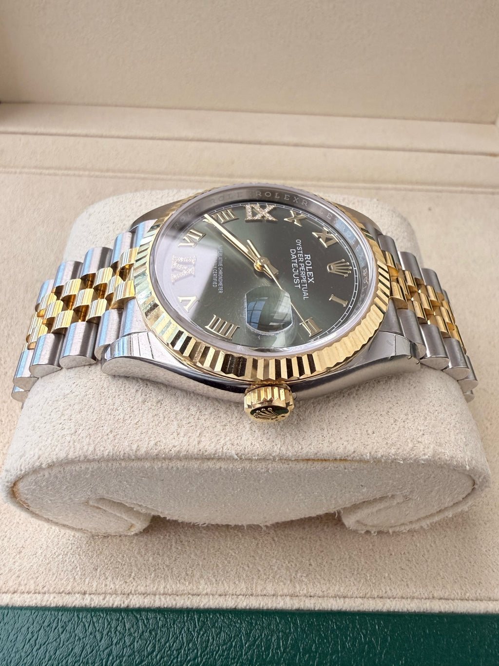Rolex Datejust Ref. M126233-0025 automatic winding two tone oystersteel and yellow gold 36mm watch only