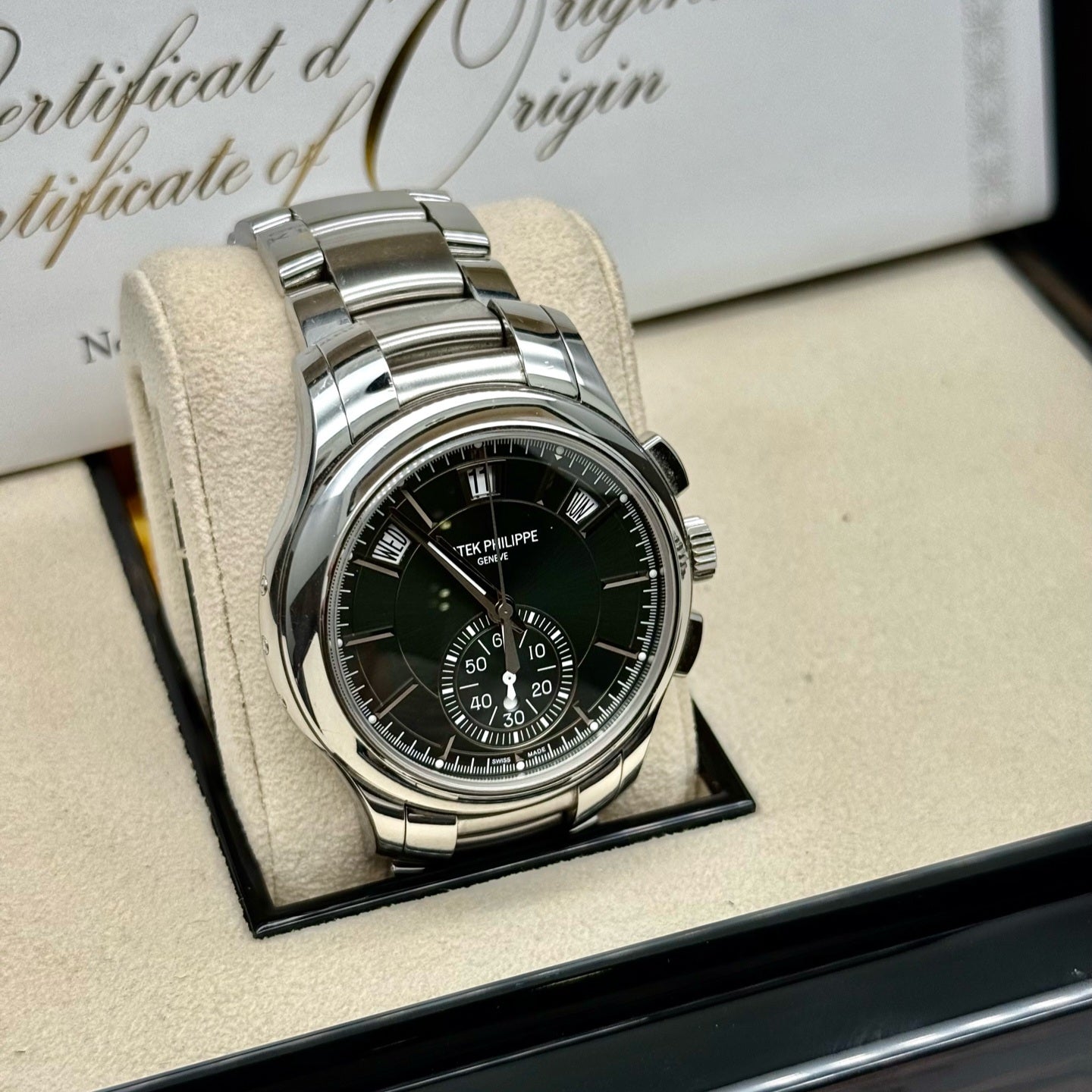 Patek Philippe Complications Ref. 5905/1A-001 automatic winding full set dated 2022 stainless steel 42mm