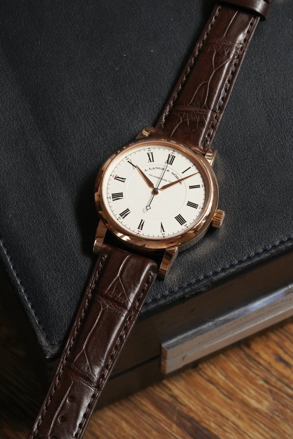 A. Lange & Söhne Ref. 232.032 with box