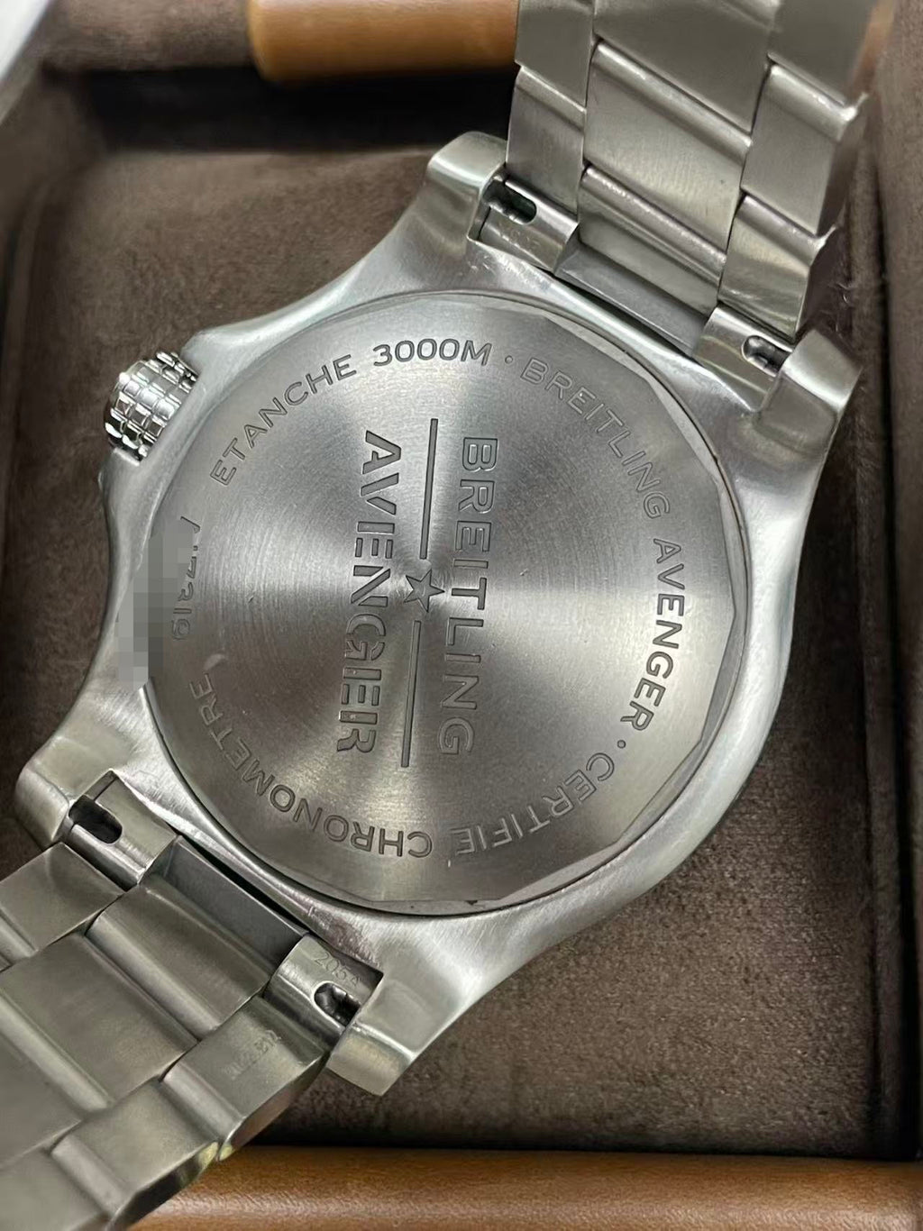Breitling Avenger A17319101I1A1, 2023 full set