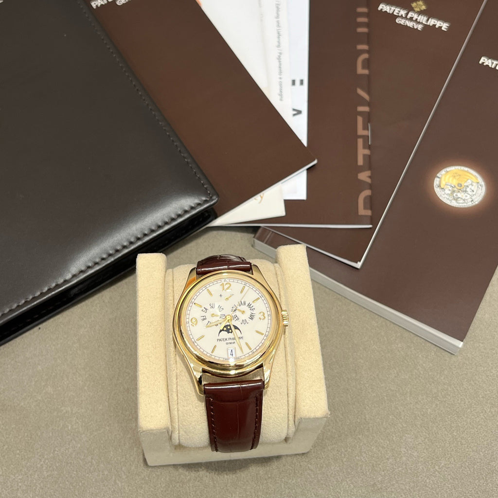 Patek Philippe Complications Ref. 5146J-001 automatic mechanical double PP 57 serial 18k yellow gold 39mm with manual book