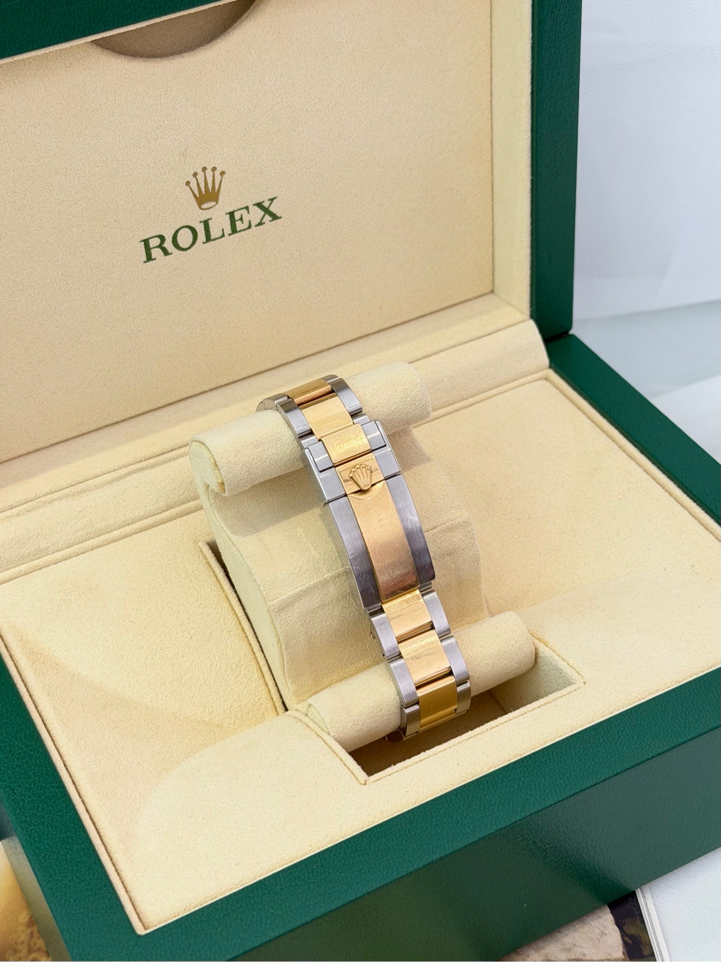 Rolex GMT-Master II 116713LN 2018 full set full links