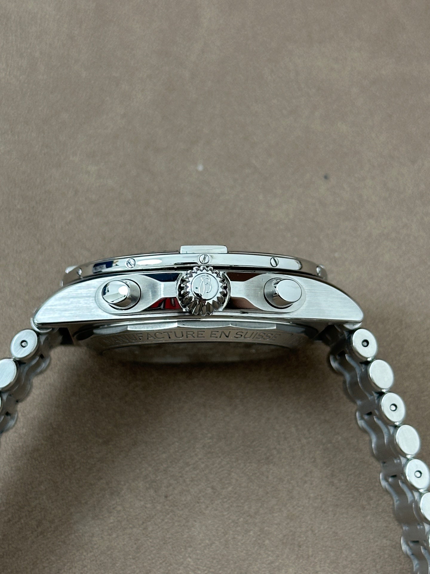 Breitling Chronomat AB0134101B1A1 black dial three chronograph counters 2020 full set