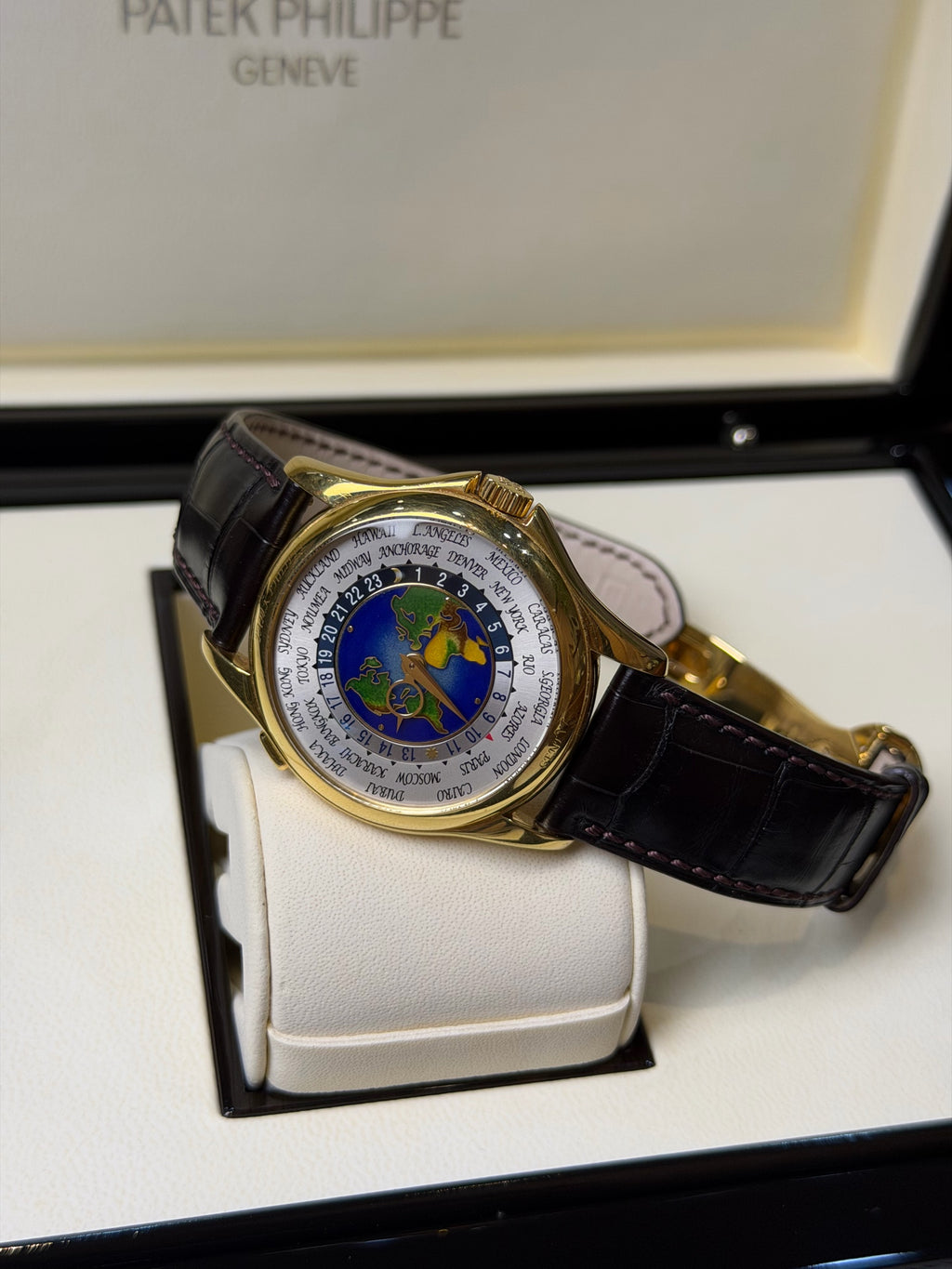 Patek Philippe Complications Ref. 5131J-001 automatic mechanical 18k yellow gold 39.5mm full set 2014