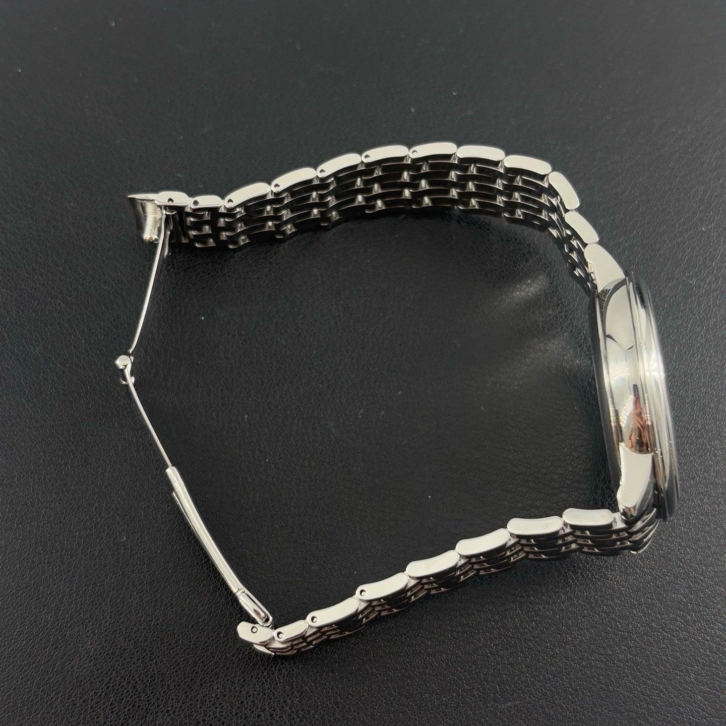 Omega De Ville 424.10.40.20.03.002 watch only