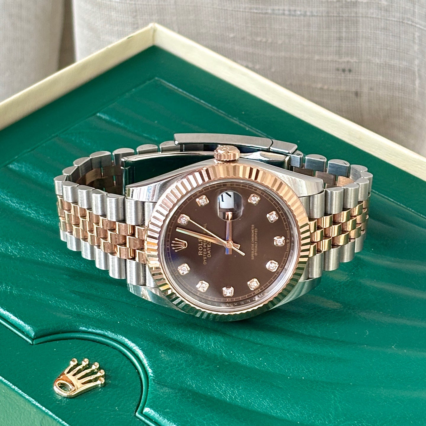 Rolex Datejust Ref. m126331-0004 automatic winding 41mm full set 2022 missing two links